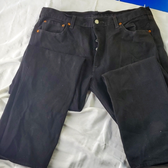 Levi's black denim button fly 501 jeans sz36x32 - Picture 1 of 4